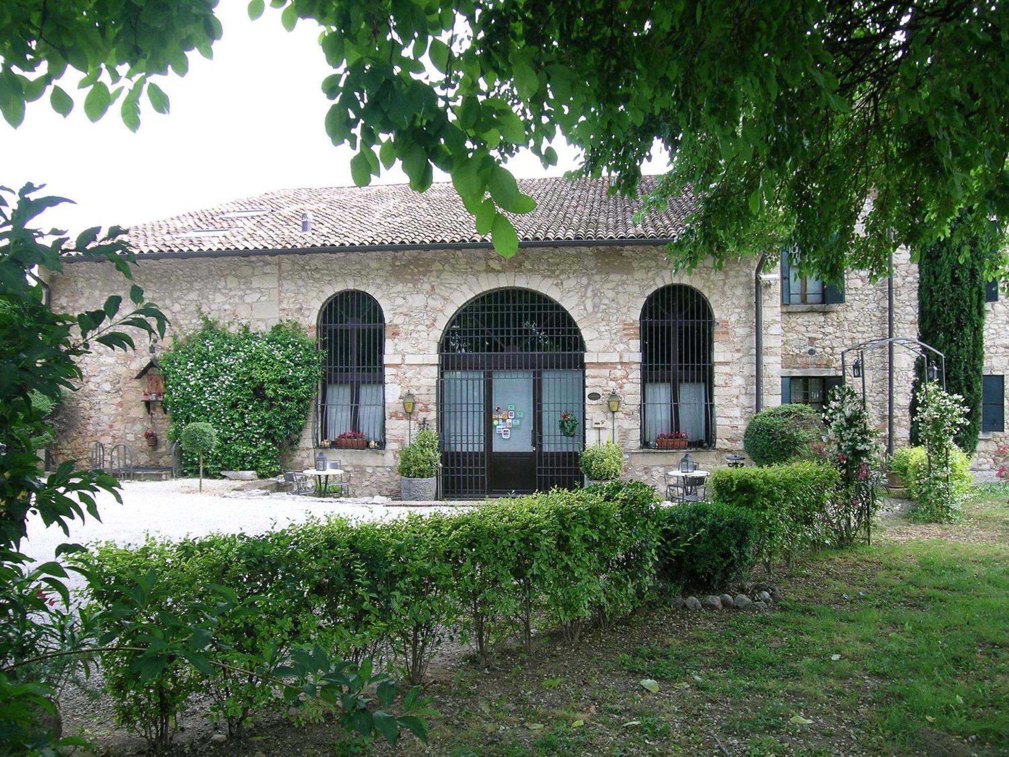 I Costanti Villa Caldiero Luaran gambar