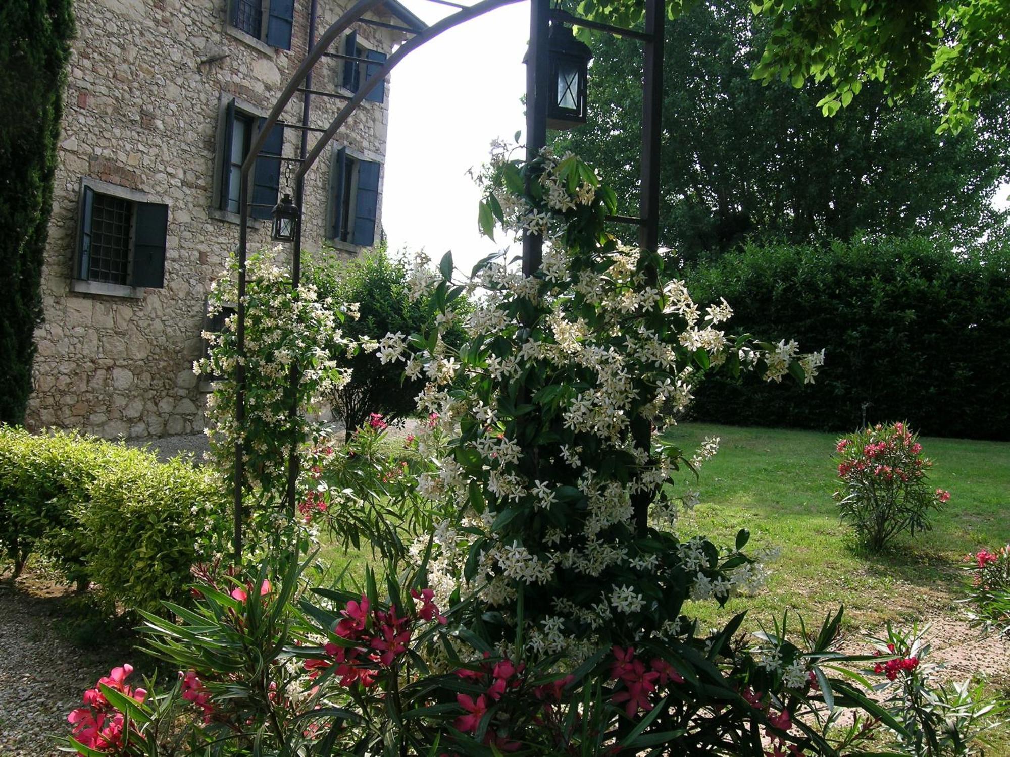 I Costanti Villa Caldiero Luaran gambar